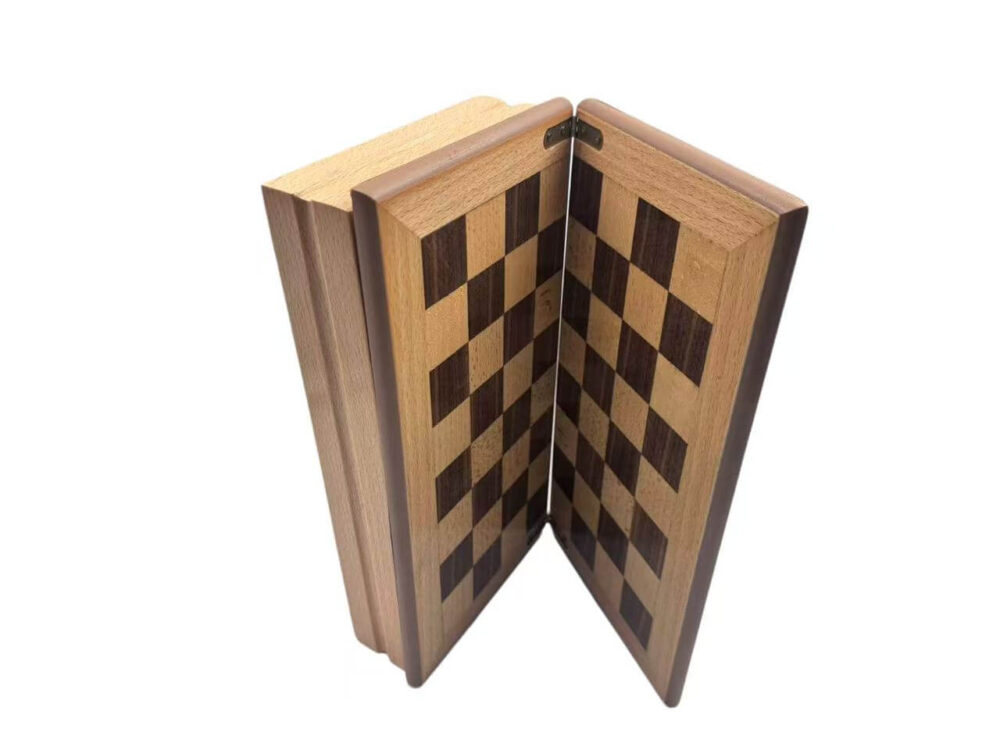 Zusammenklappbares, drehbares, tragbares Reiseschach aus Holz